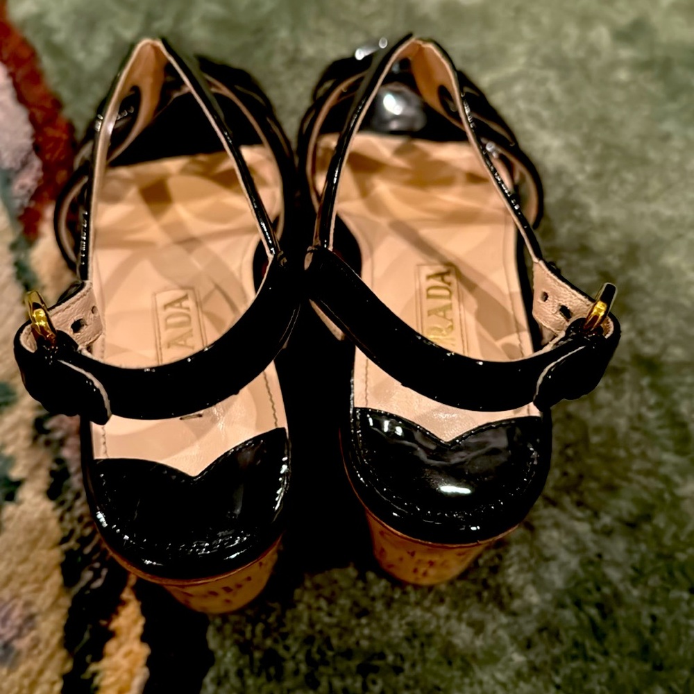 Prada Black Patent Leather Heels - Picture 5 of 7